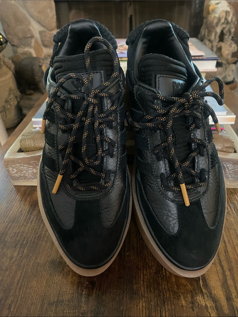 Adidas Womens x Ivy Park size 6